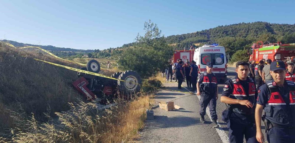 Traktörün devrilmesi sonucu hayatını kaybetti