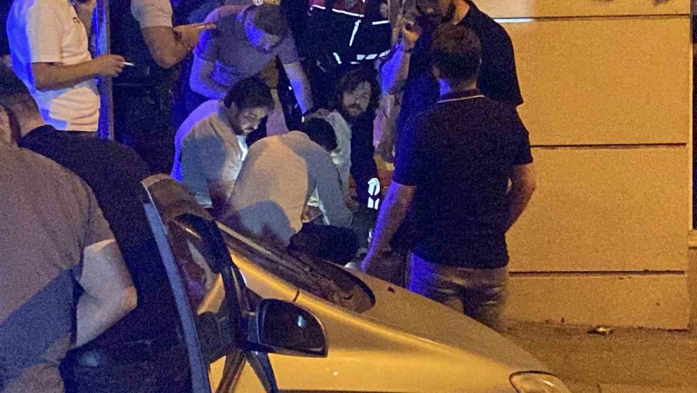 Benzin İstasyonundan Otomobil Çaldı!