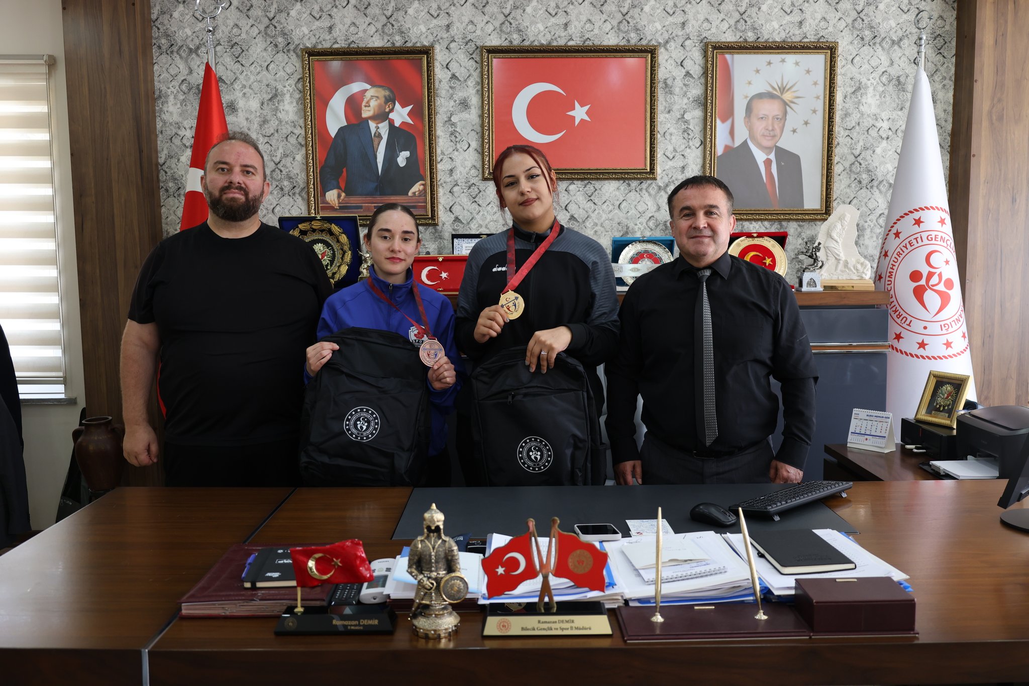 demir.jpeg