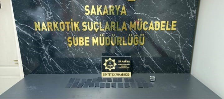Polisten 3 Ayrı Uyuşturucu Operasyonu: 5 Gözaltı