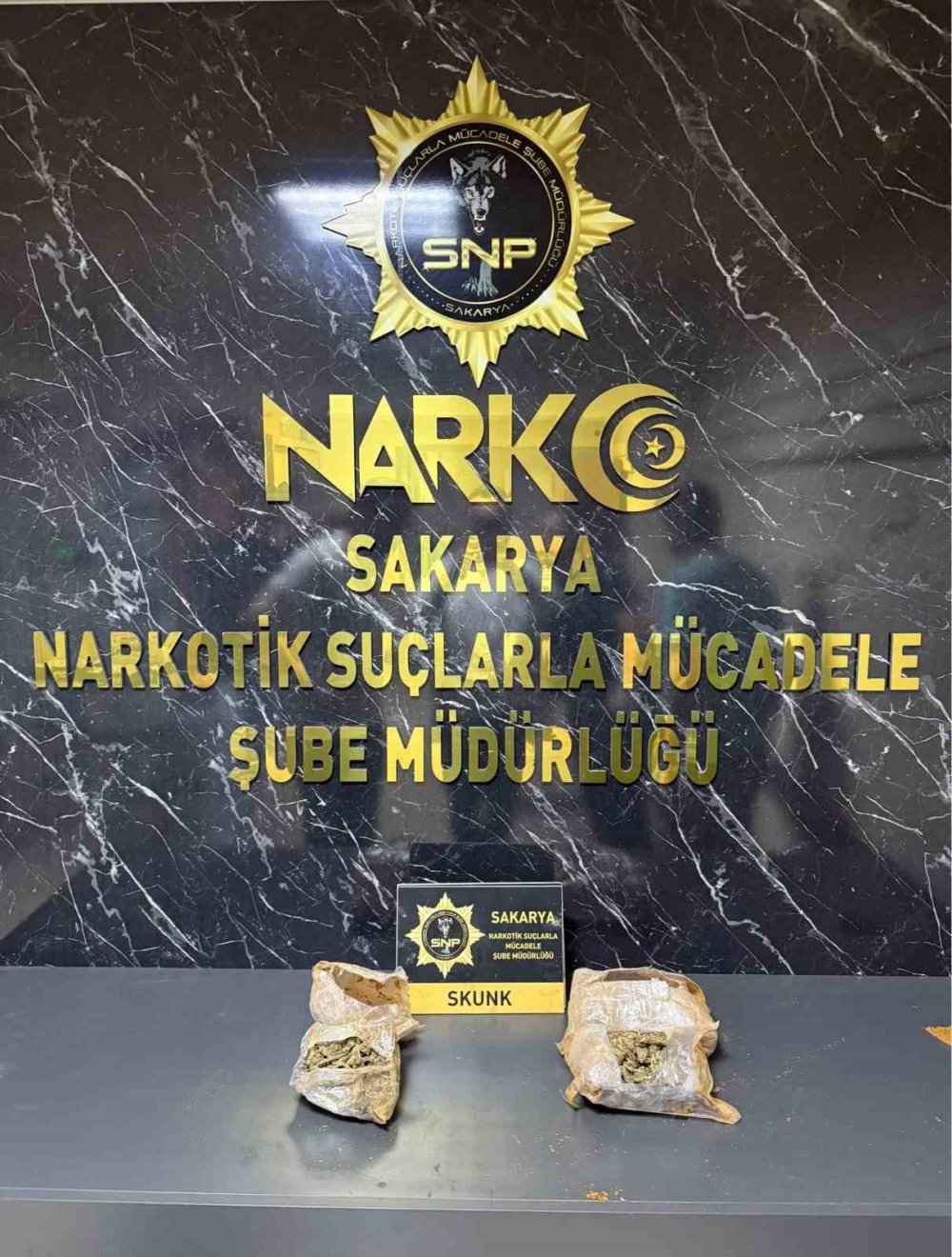 Polisten 3 Ayrı Uyuşturucu Operasyonu: 5 Gözaltı