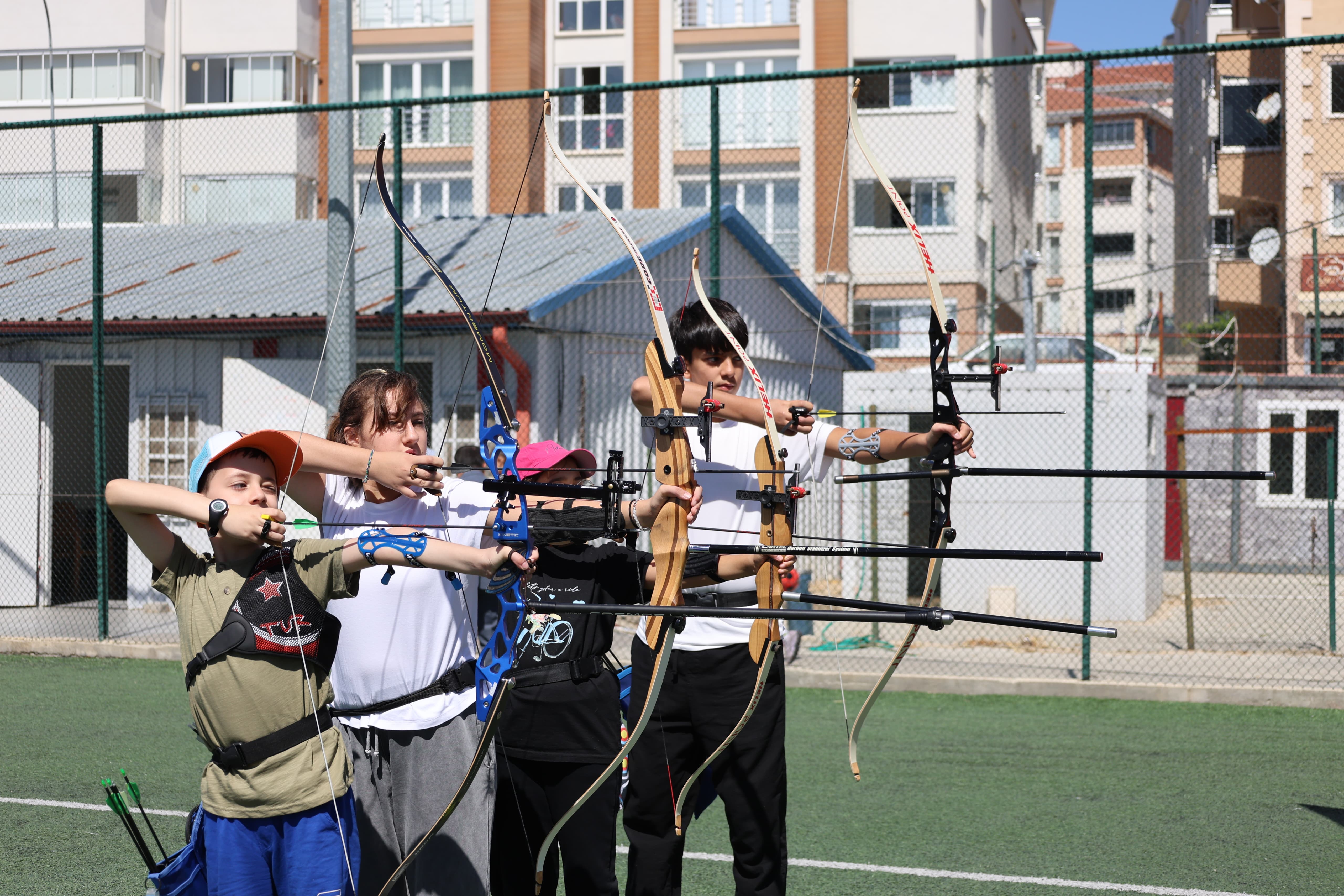 yaz-spor-okullari-acildi3.jpg