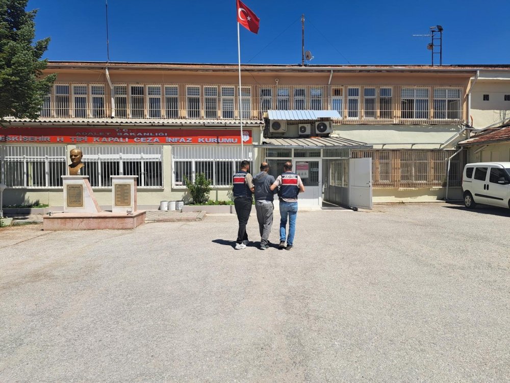 Interpol’ün Kırmızı Bültenle Aradığı Terörist  Yakalandı