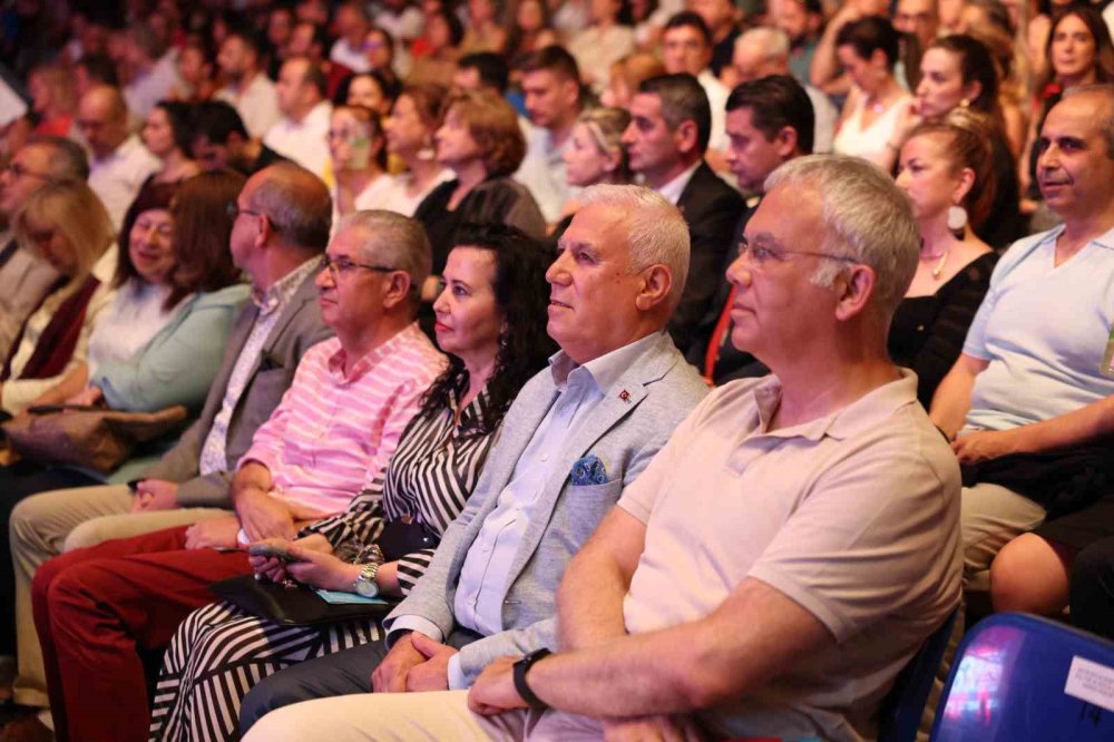 63. Uluslararası Bursa Festivali Başladı