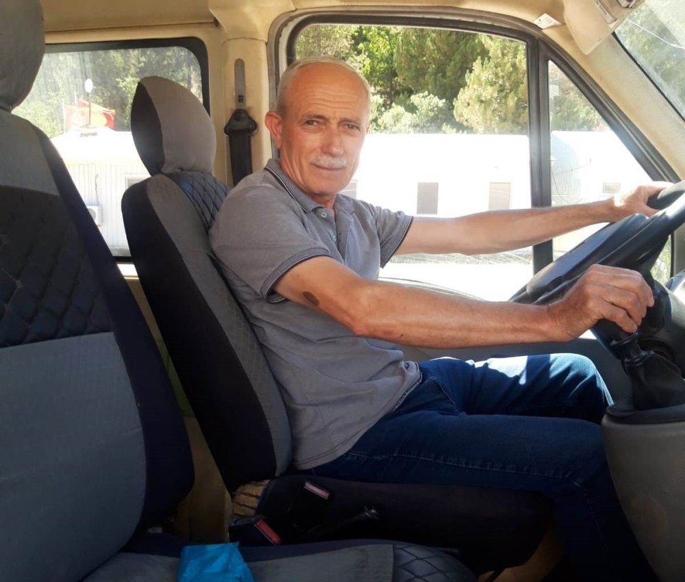 Servis Şoförünün Bulduğu 5 Bin Lira Sahibine Teslim Edildi