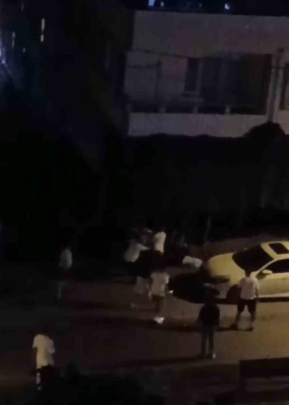 İki Grup Arasında Çıkan Kavgada 3 Kişi Yaralandı
