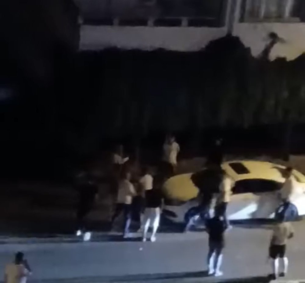 İki Grup Arasında Çıkan Kavgada 3 Kişi Yaralandı