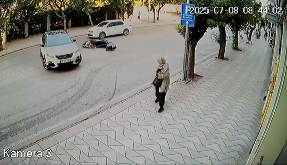 Sebep Olduğu Kazanın Ardından Hiçbir Şey Olmamış Gibi Yoluna Devam Etti