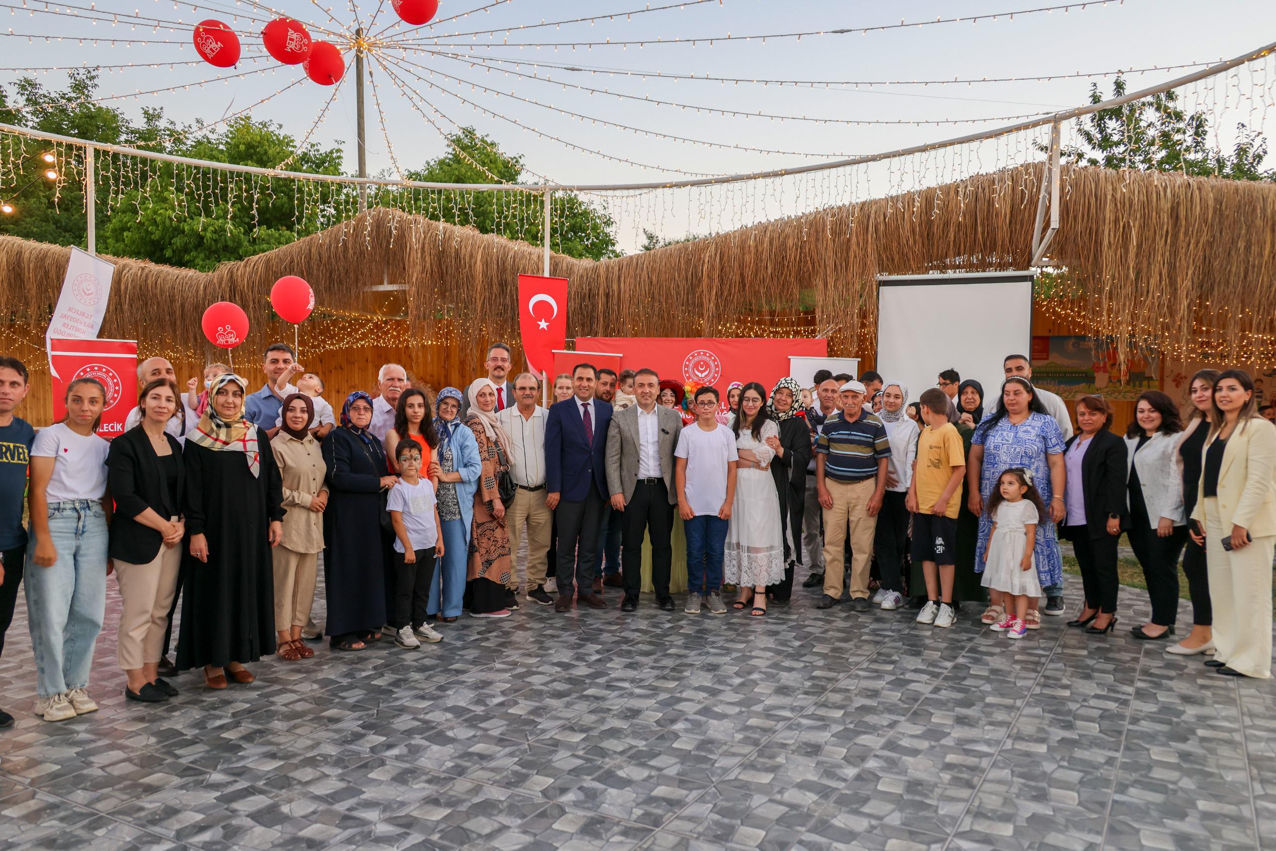 vali-faik-oktay-sozer-koruyucu-ailelerle-bulustu.jpg
