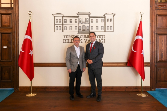 mudur-basegmezden-vali-sozere-ziyaret1.jpg