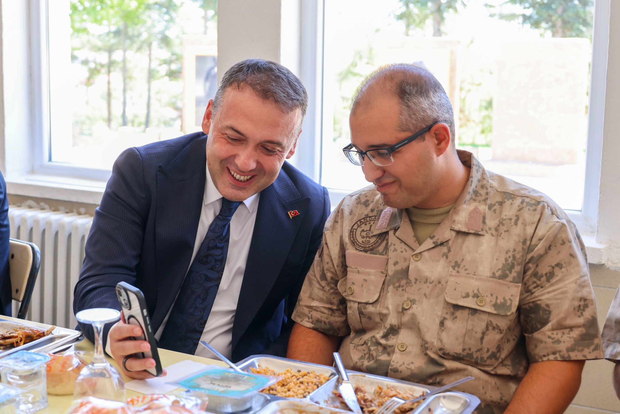 vali-faik-oktay-sozerden-bilecik-jandarma-egitim-komutanligina-ziyaret3.jpg