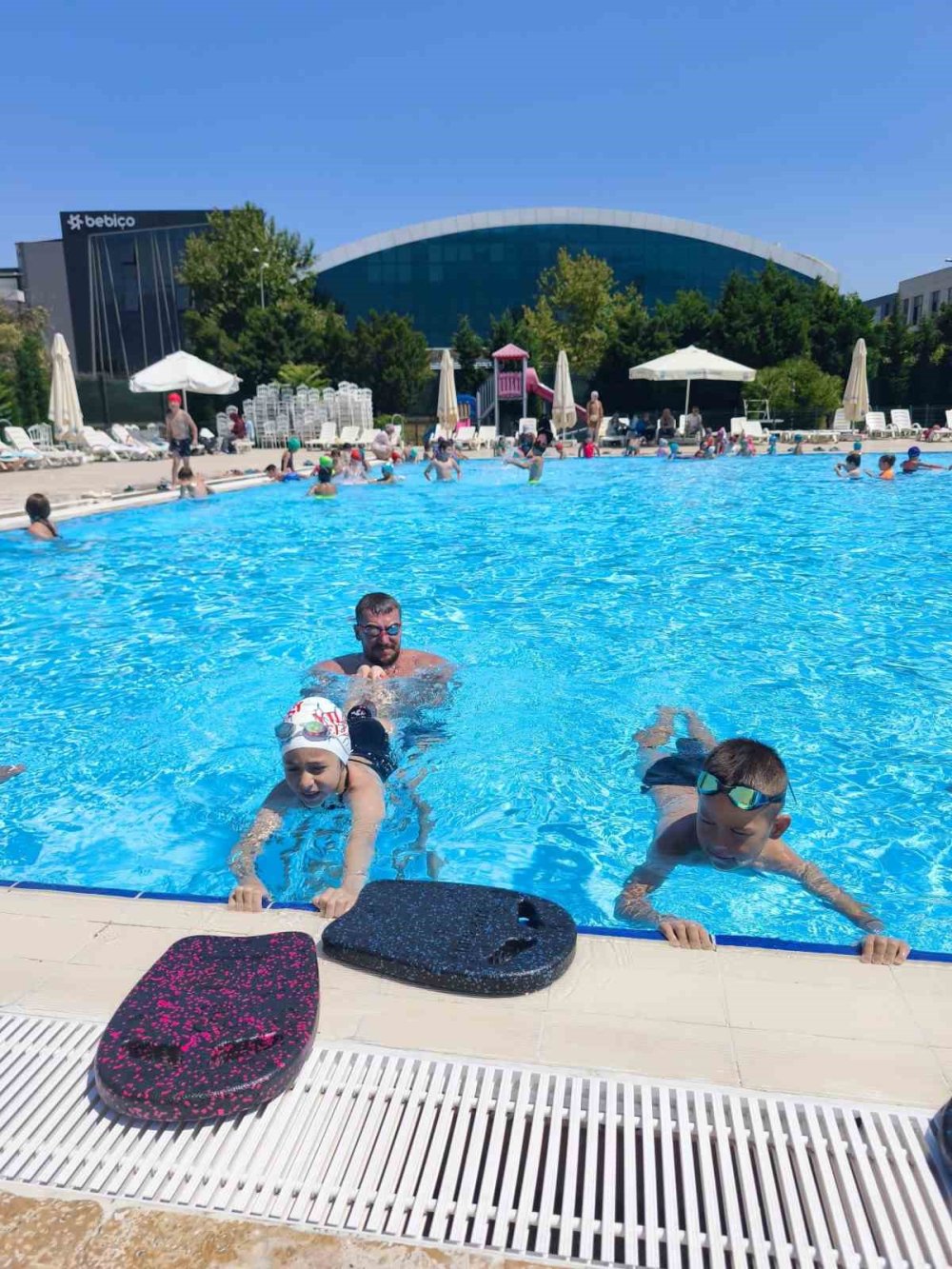 Yüzme Bilmeyen Çocuk Kalmayacak