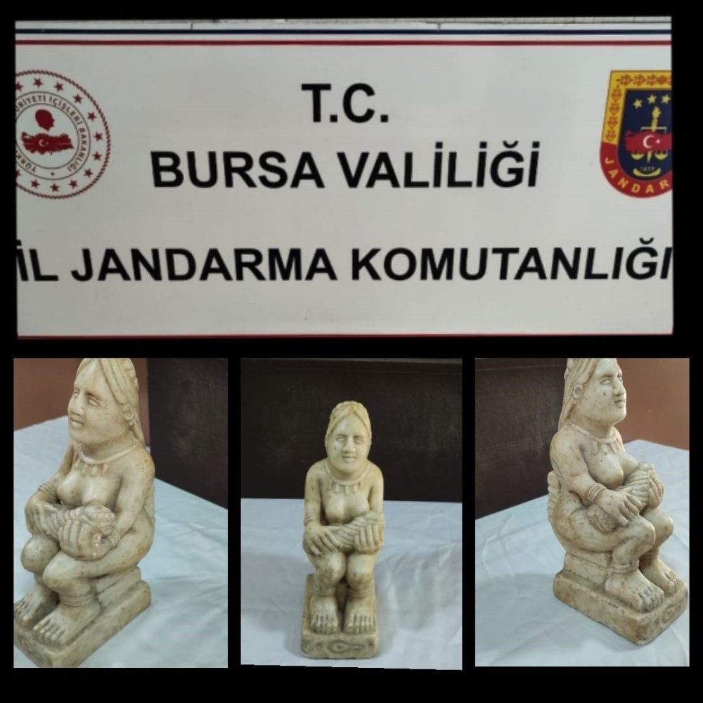 Antik Dönemine Ait 1700 Yıllık Tarihi Eser Ele Geçirildi