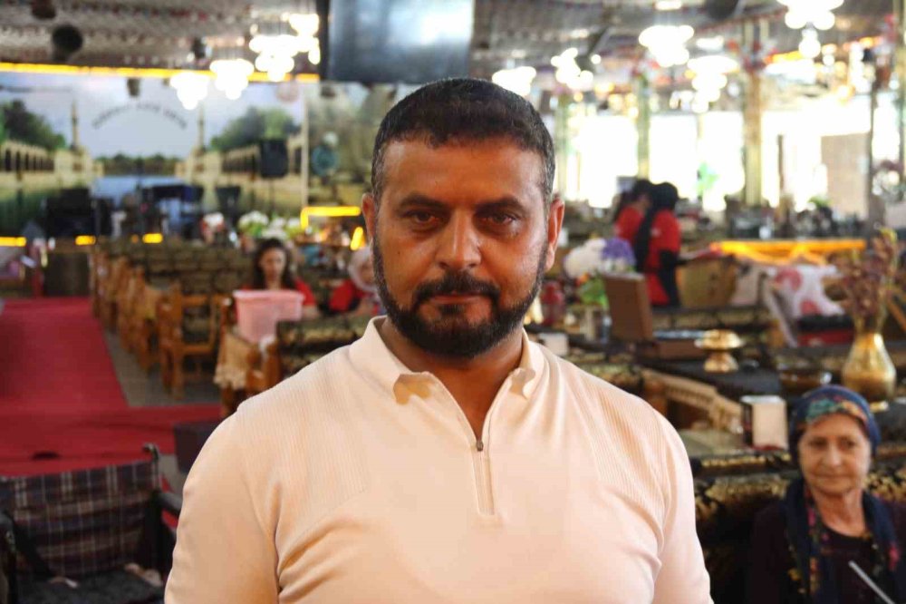 54 Yıldır Bütün Zorlukları El Ele Atlatıp Aşklarını İlk Günkü Gibi Yaşıyorlar