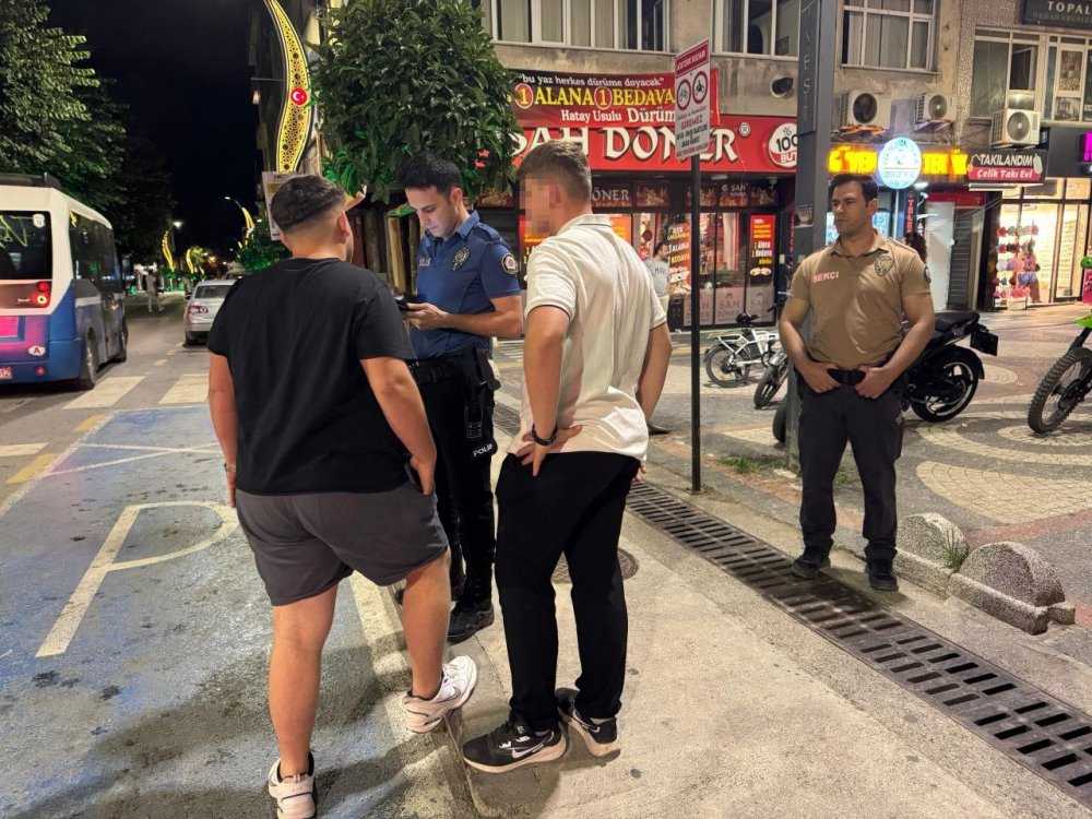 ‘Huzur Uygulaması’nda Uyuşturucu Ele Geçirildi: 2 Gözaltı