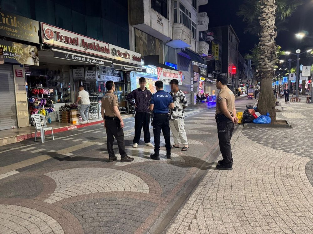 ‘Huzur Uygulaması’nda Uyuşturucu Ele Geçirildi: 2 Gözaltı