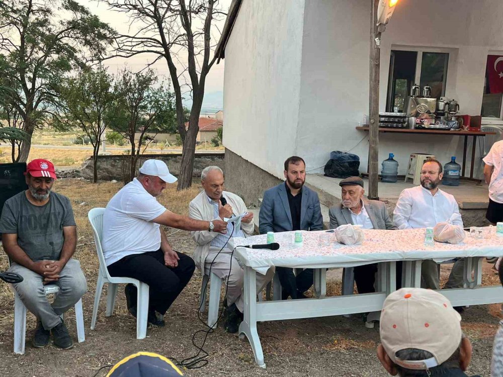 Şehitler İçin Anma Programı