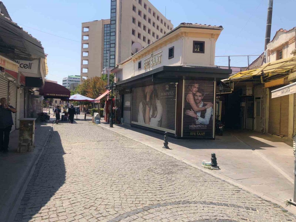Sıcak havalar vatandaşların dışarı çıkmasına engel oldu