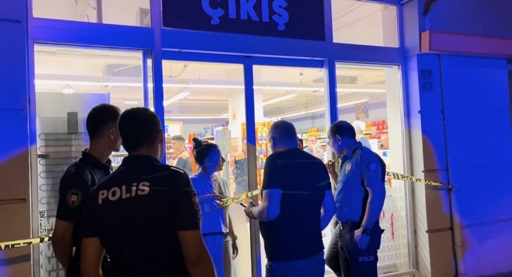 Markette Dehşet Saçtı, 2 Saat Sonra Ormanda Yakalandı