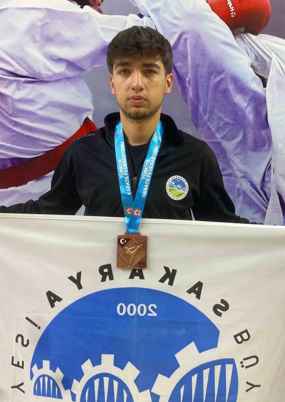 Özel Sporcular Şampiyonluk Ve Dereceler Elde Etti