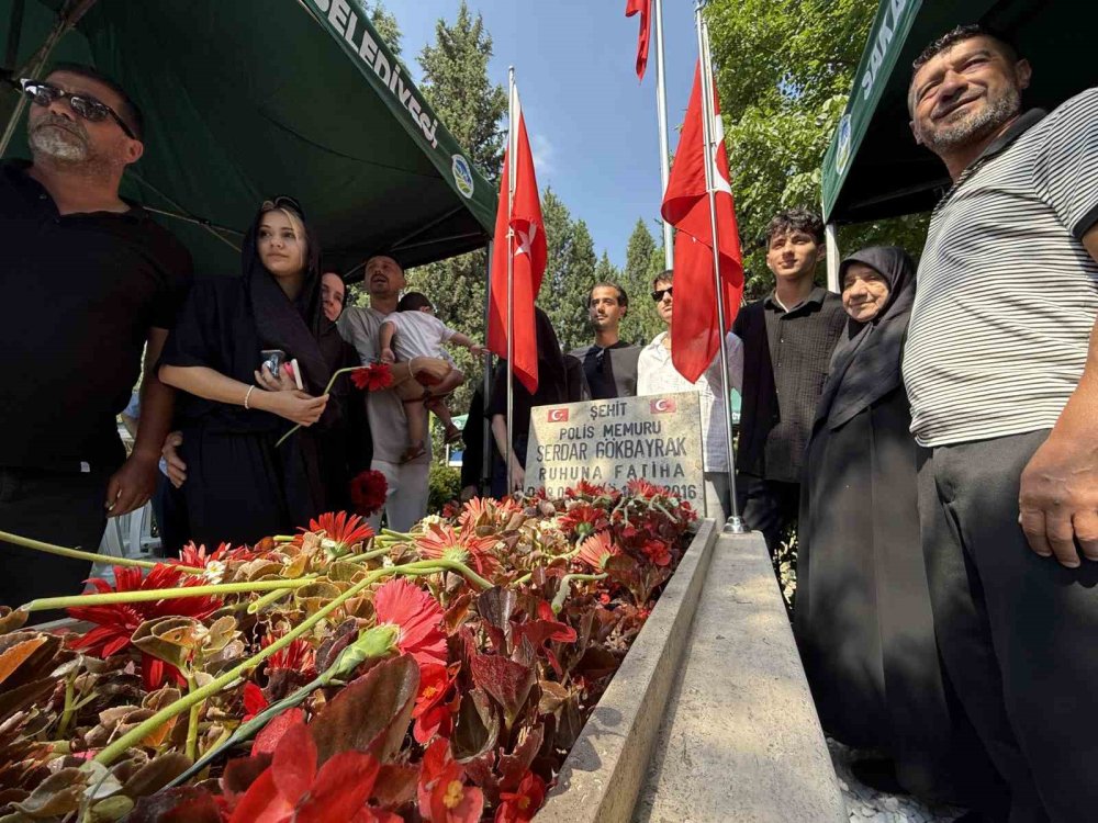 15 Temmuz Şehidi, 9’uncu Yıl Dönümünde Mezarı Başında Anıldı