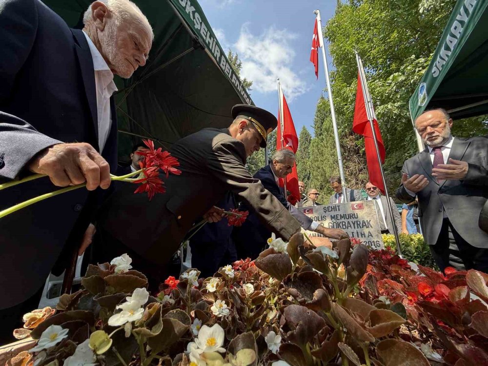 15 Temmuz Şehidi, 9’uncu Yıl Dönümünde Mezarı Başında Anıldı