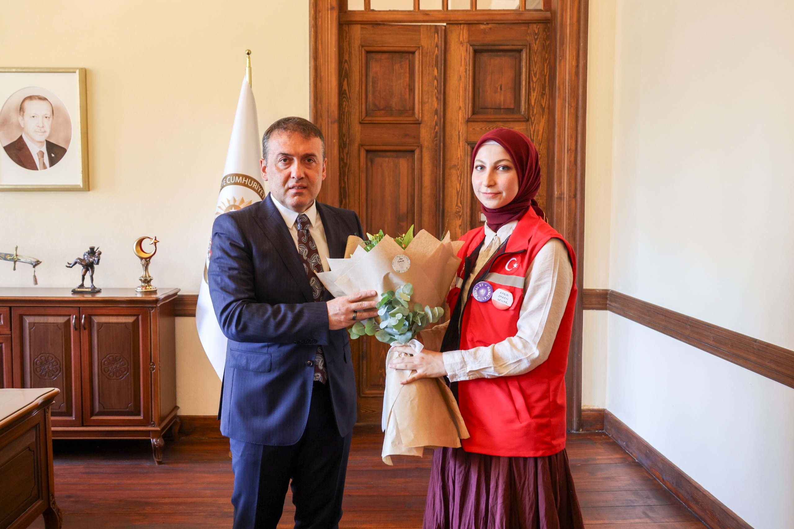 gonullu-gencler-bilecikte-gonul-kopruleri-kuruyor2.jpg