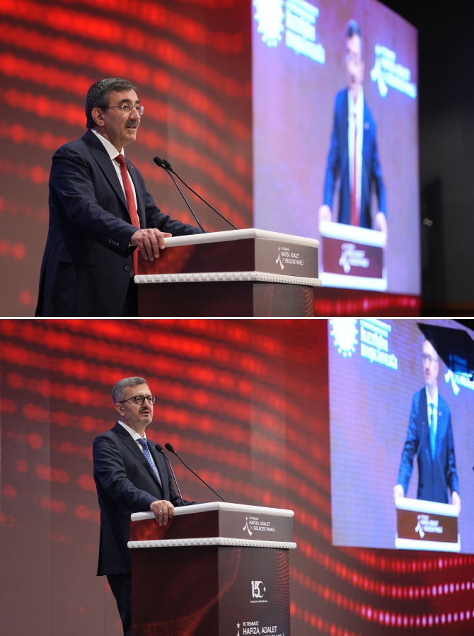 mucahid-erdal-iletisim-baskaniginin-15-temmuz-paneline-katildi2.jpg