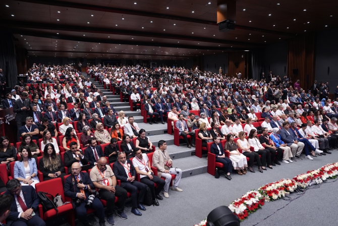 mucahid-erdal-iletisim-baskaniginin-15-temmuz-paneline-katildi3.jpg
