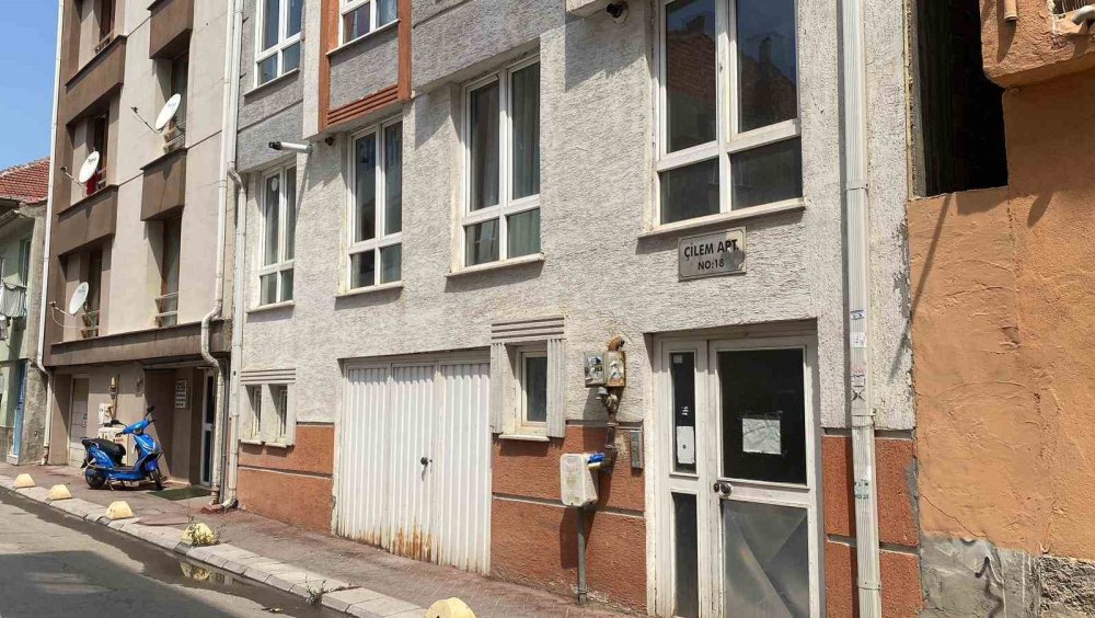 Yabancı Uyruklu Kadın Vahşice Öldürüldü!
