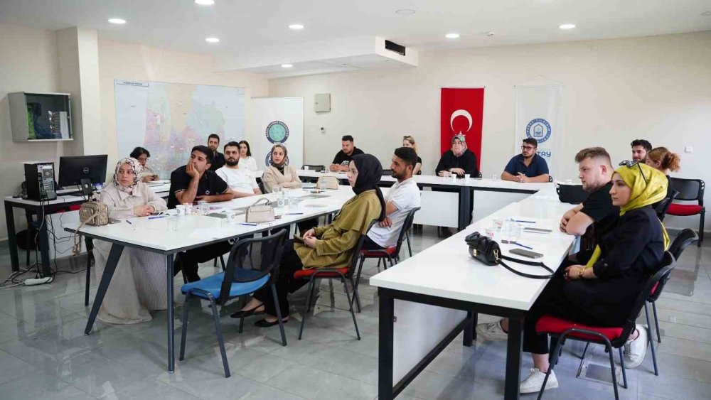 Bin Çifte ’Aile Eğitimi" Verildi