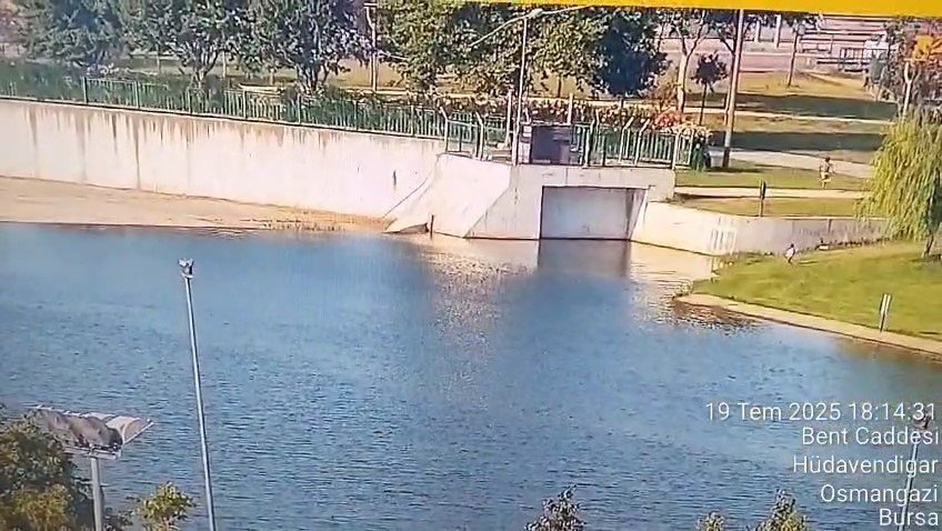 1,5 Yaşındaki Çocuğu Ölümden Kurtaran Güvenlikçiye Ödül