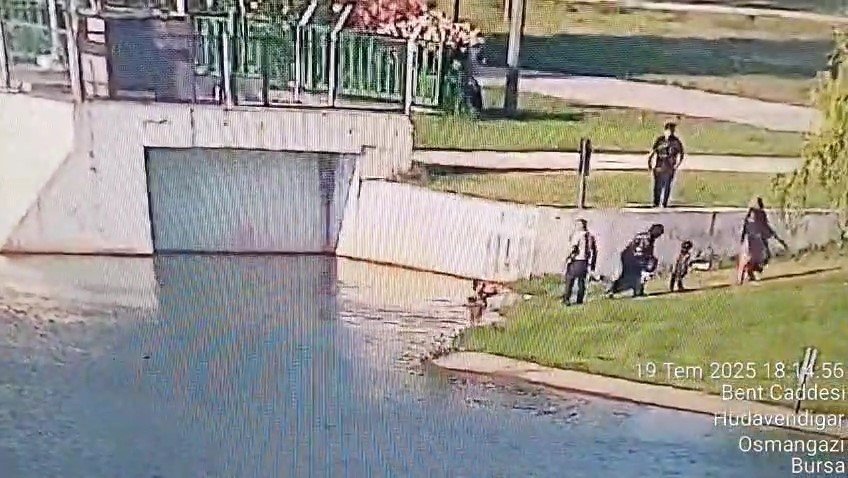1,5 Yaşındaki Çocuğu Ölümden Kurtaran Güvenlikçiye Ödül