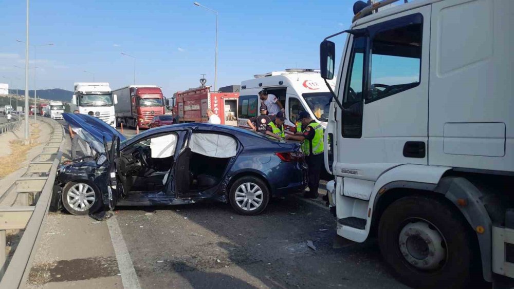 Geyve Belediye Başkanı Yıldız, Bilecik'te Kaza Geçirdi