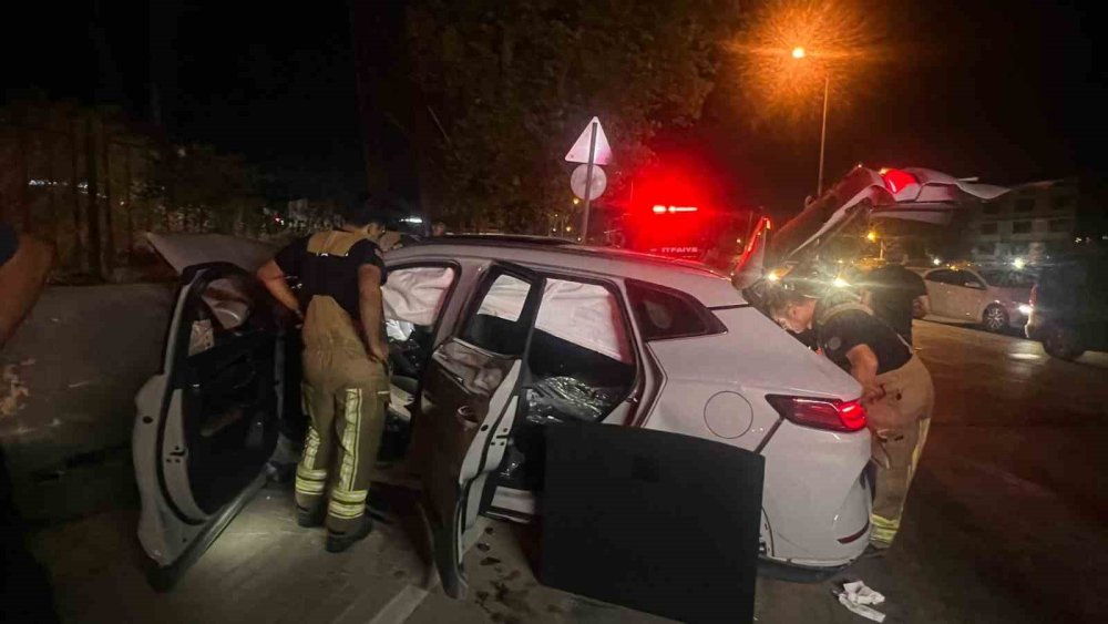 Kırmızı Işık İhlali Ortalığı Savaş Alanına Çevirdi