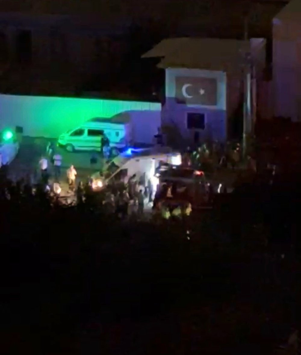 Şoför Tırda İntihar Etti