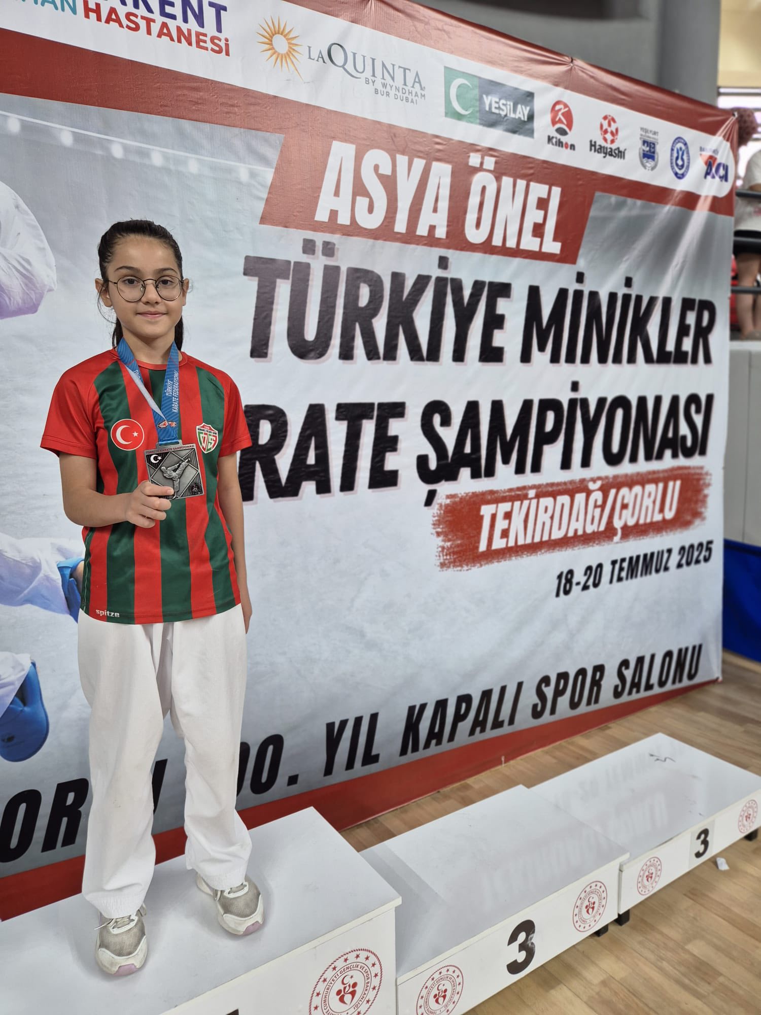 karate1.jpg