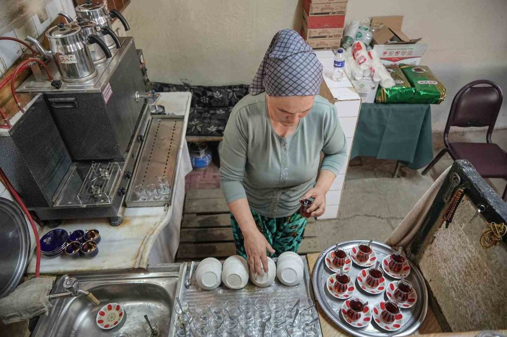 Mahalle 1 Günlüğüne Kadınlara Emanet Edildi