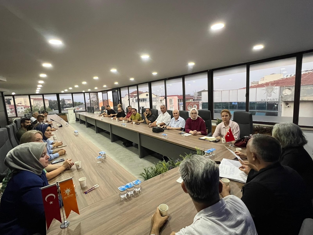 akp2.jpg