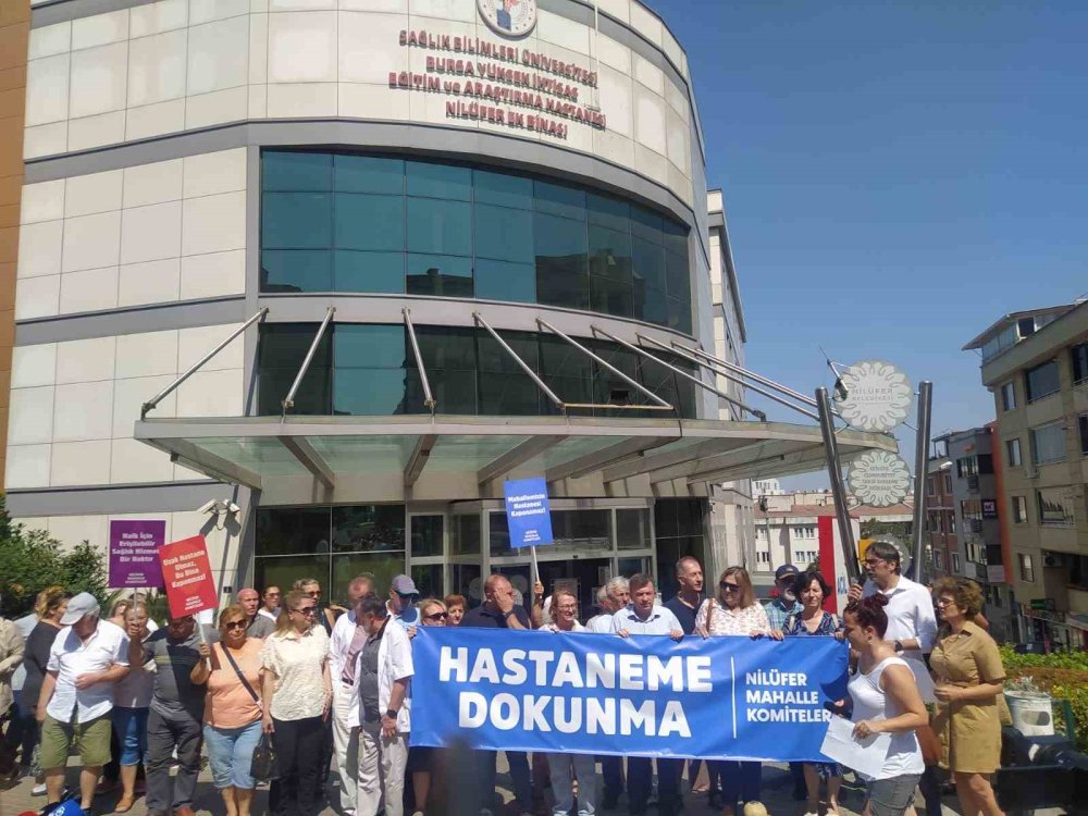 Halk Hastanelerine Sahip Çıkmak İçin Toplandı