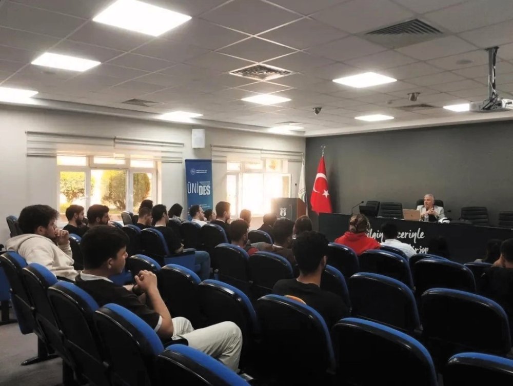 Eğitim Ve Sosyalleşme Kampında 4 Farklı Etkinlik