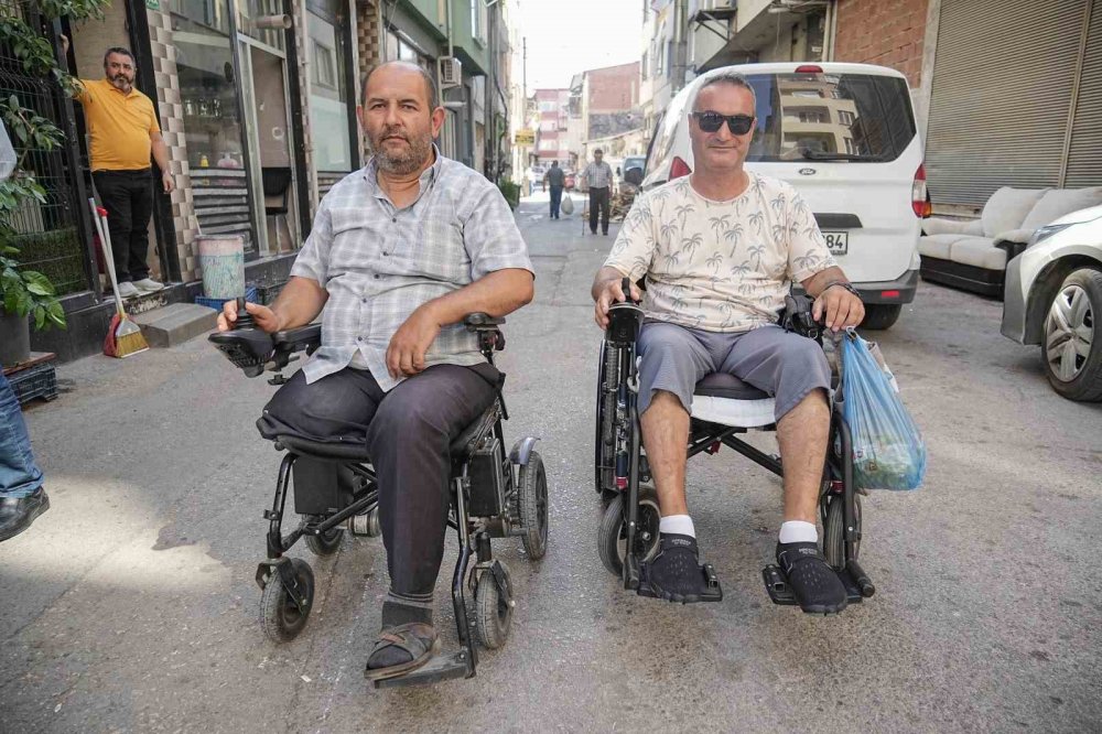 Engellere Takılmadan İbadet Etmek İstiyor