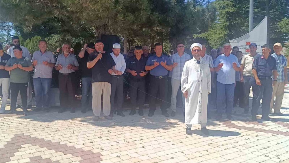 Orman Yangını Şehitleri İçin Gıyabi Cenaze Namazı Kılındı