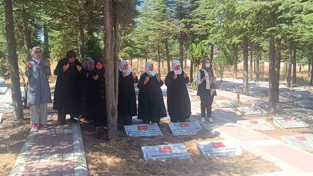 Orman Yangını Şehitleri İçin Gıyabi Cenaze Namazı Kılındı