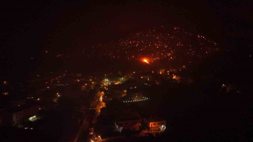 Bursa’da Orman Yangını 3 Köyü Tehdit Etti