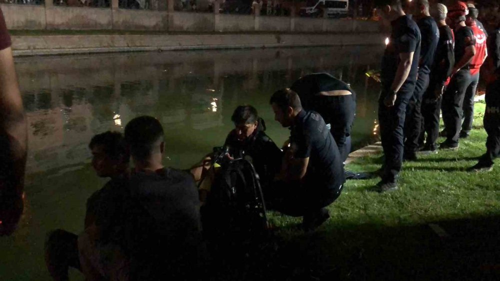 Eskişehir'de Porsuk Çayı’na Düşen Adam Hayatını Kaybetti