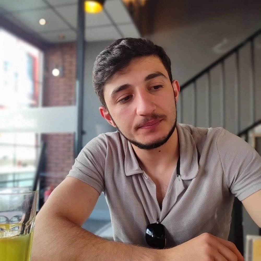 21 Yaşındaki Genç Yüzmek İçin Girdiği Gölde Boğuldu