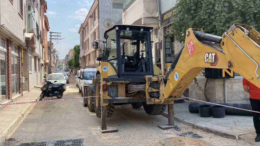 Altyapı Çalışmasında Göçük: 2 Yaralı