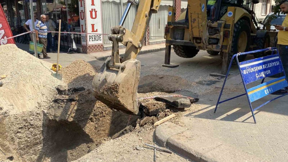 Altyapı Çalışmasında Göçük: 2 Yaralı