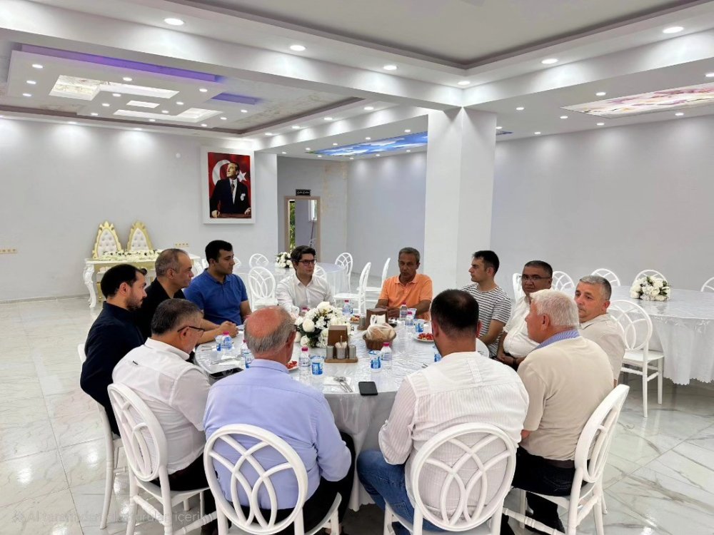 Kaymakam Serkan Kaya’ya Veda Yemeği Düzenlendi